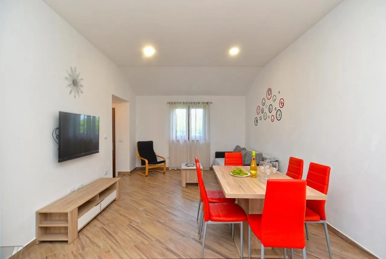 Holiday home House Liznjan 2274 Villa